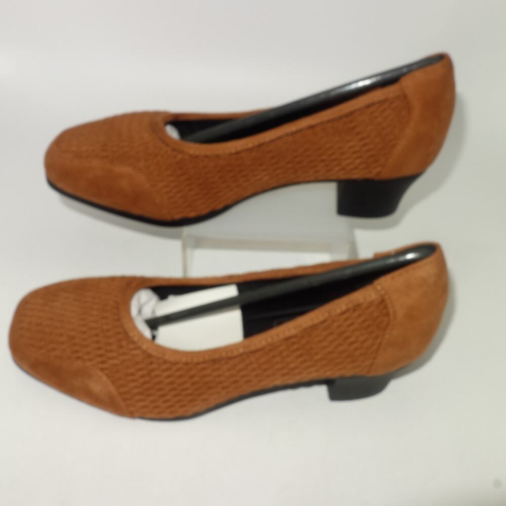 Comfort-well Beacon Stretch-n-Form Pumps Brown Square Medium Heel Shoes 7W - Picture 3 of 7